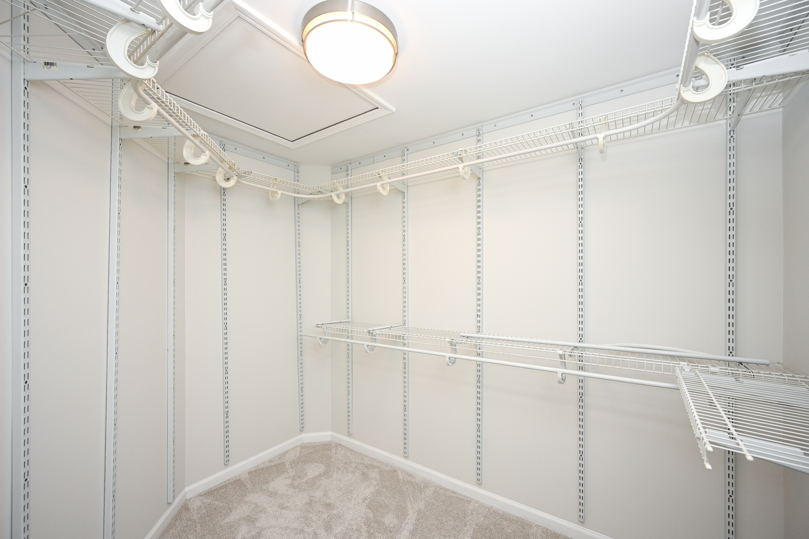 721 Lenox Road Glen Ellyn, IL 60137 - Photo 24 of 43 Gallery Image 24