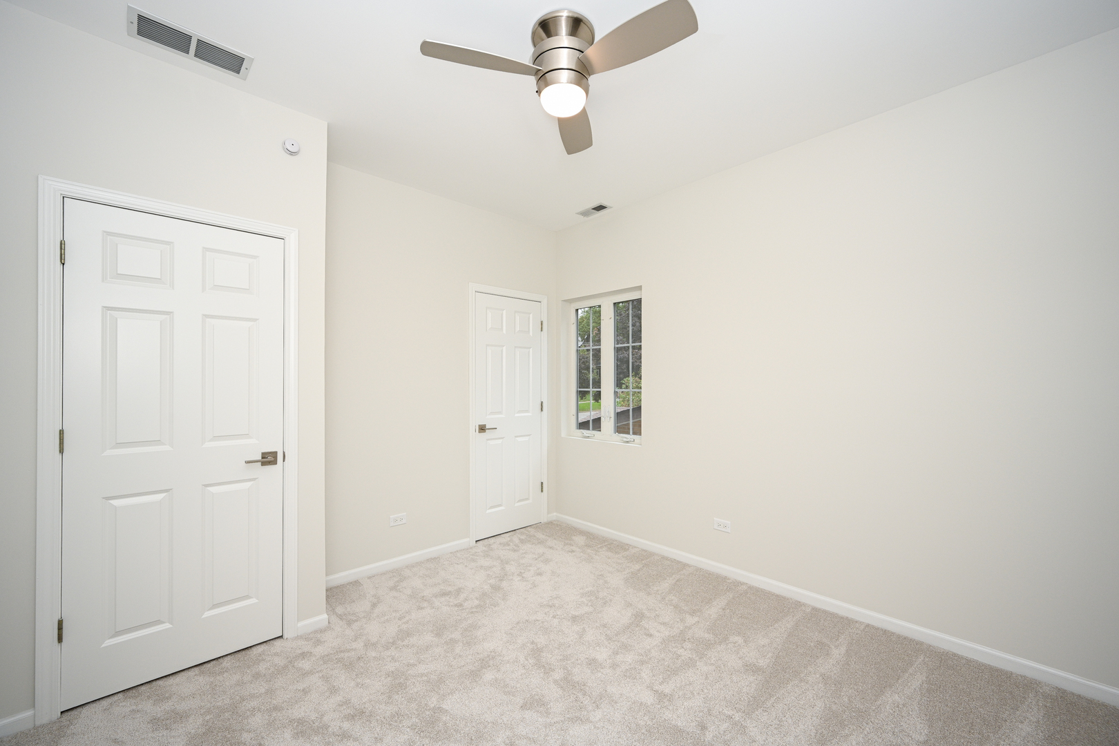 721 Lenox Road Glen Ellyn, IL 60137 - Photo 26 of 43 Gallery Image 26