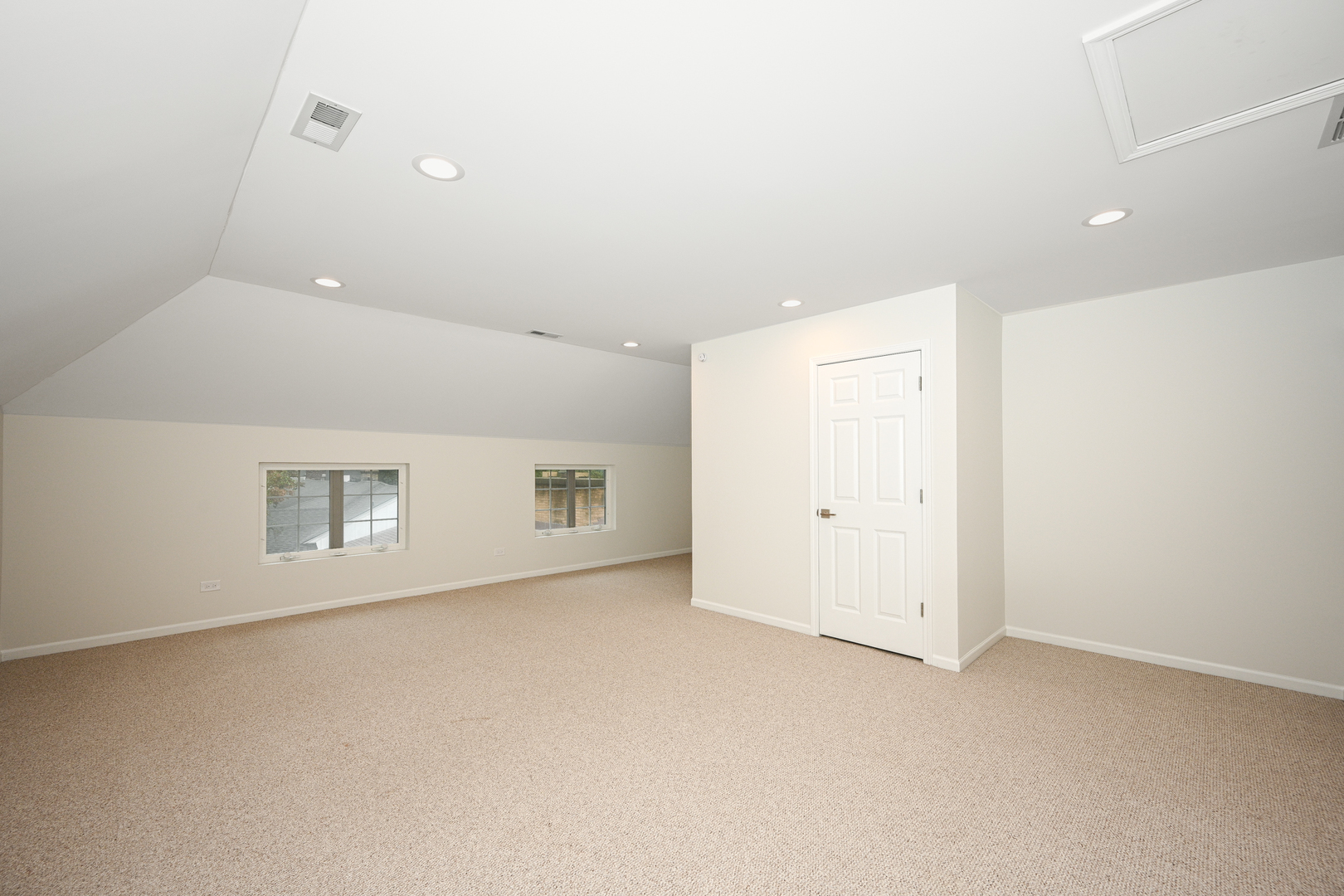 721 Lenox Road Glen Ellyn, IL 60137 - Photo 30 of 43 Gallery Image 30