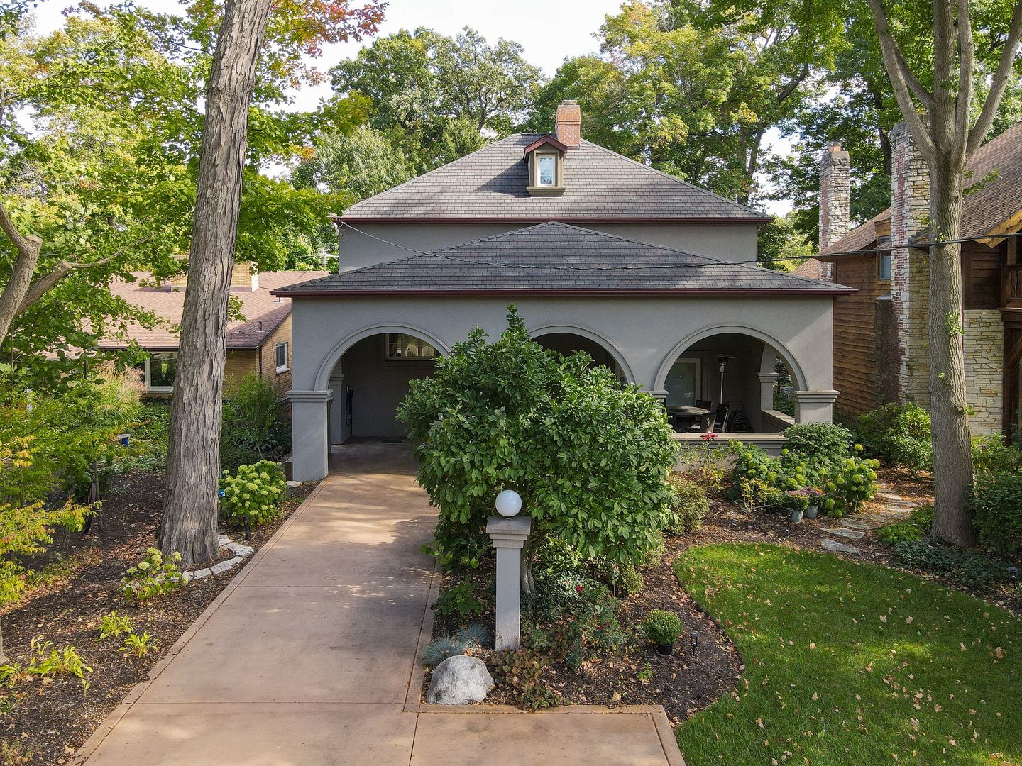 721 Lenox Road Glen Ellyn, IL 60137 - Photo 3 of 43 Gallery Image 3