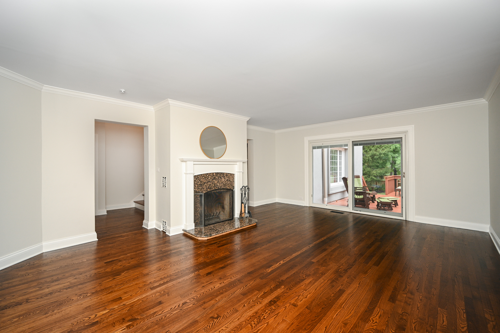 721 Lenox Road Glen Ellyn, IL 60137 - Photo 8 of 43 Gallery Image 8