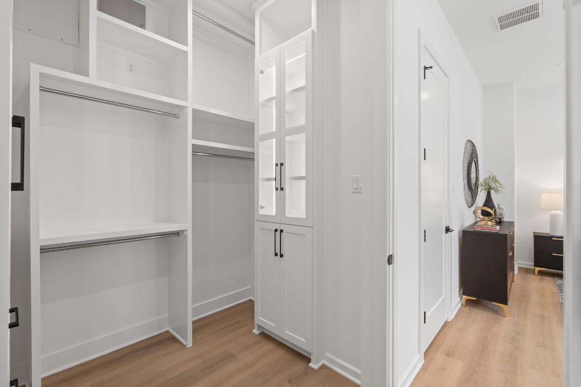 4754 Martin Hill Street Houston, TX 77018 - Photo 34 of 48