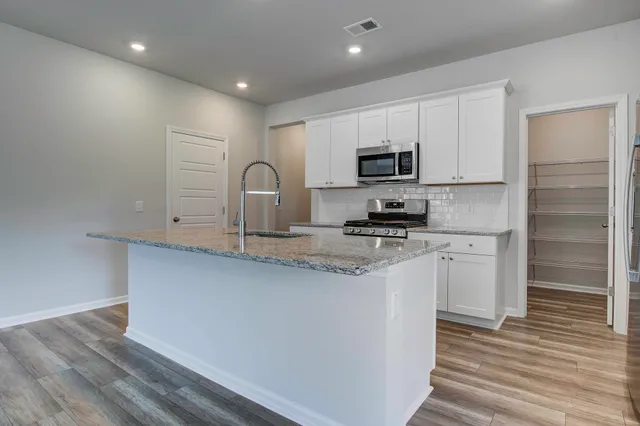 $2,495 | 142 Paddle Boat Way, Summerville, SC 29485