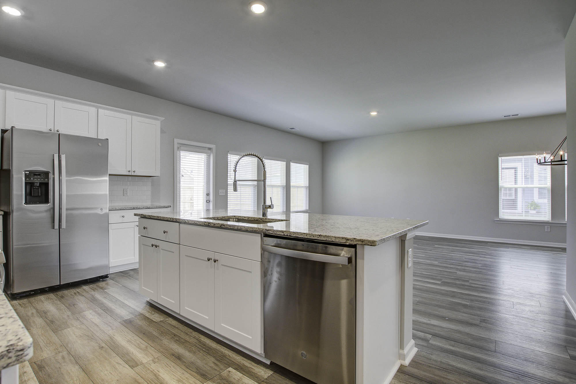 142 Paddle Boat Way Summerville, SC 29485 - Photo 8 of 22 142 (14)