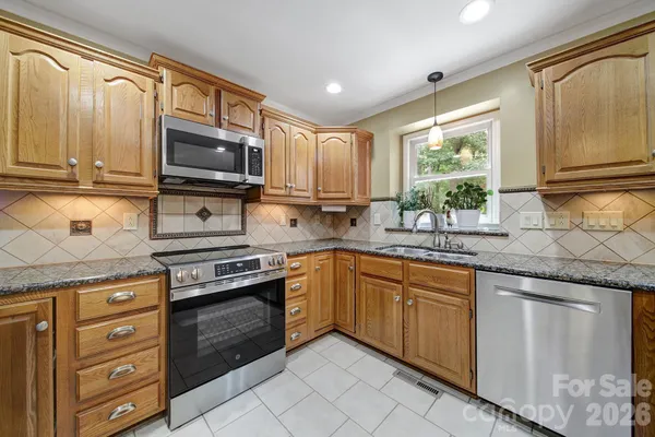 $459,900 | 1109 Hawthorne Drive, Indian Trail, NC 28079