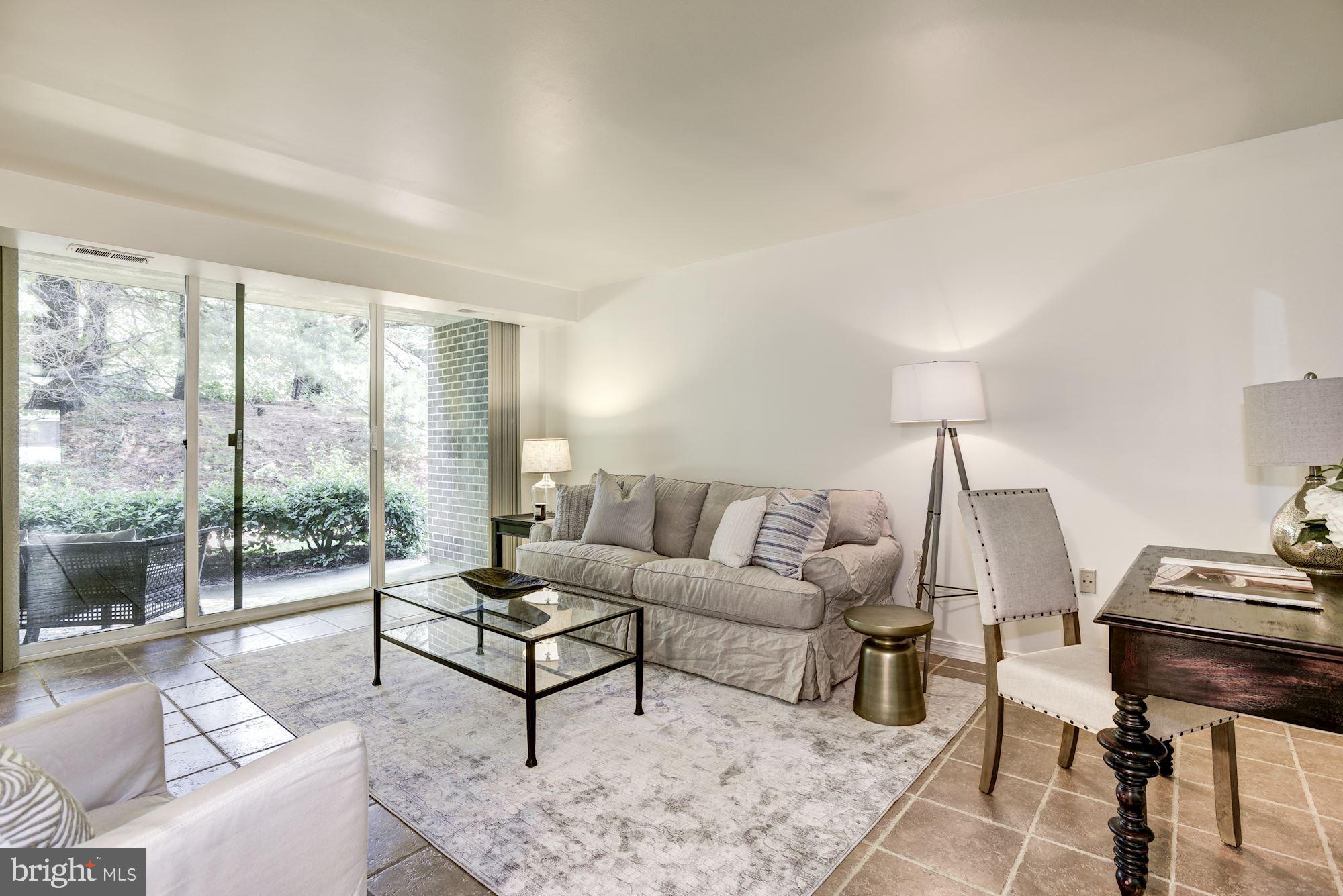 1400 Northgate Square, Unit 2A Reston, VA 20190 - Photo 6 of 27 Living Room
