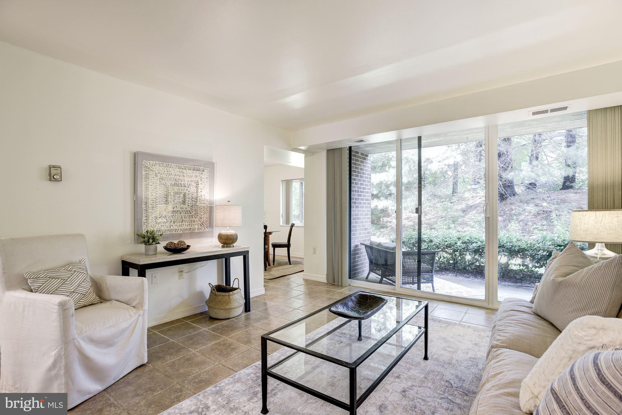 1400 Northgate Square, Unit 2A Reston, VA 20190 - Photo 7 of 27 Living Room