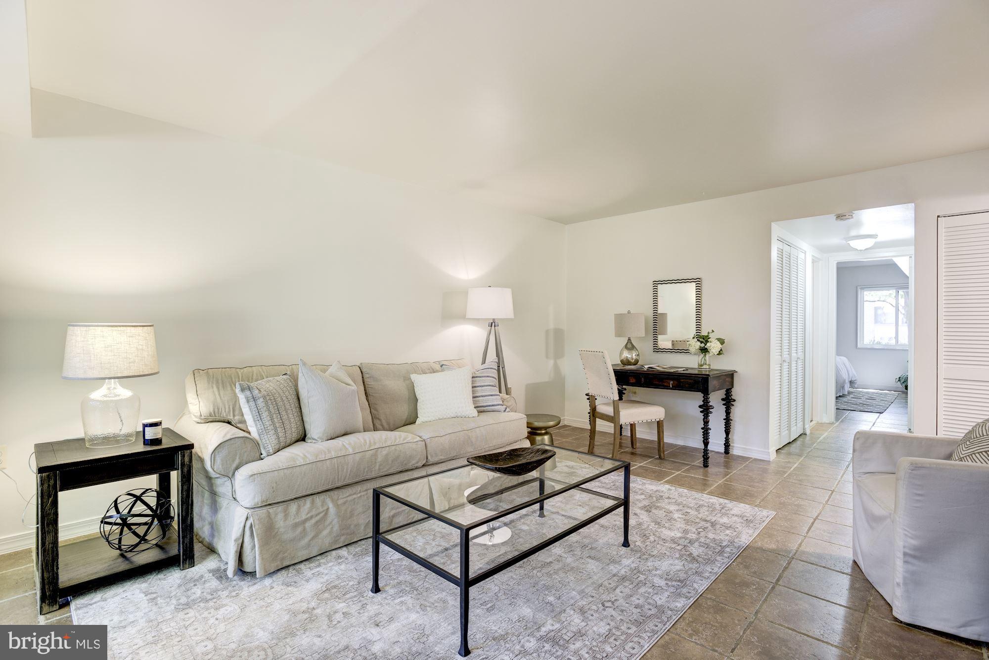 1400 Northgate Square, Unit 2A Reston, VA 20190 - Photo 8 of 27 Living Room