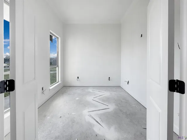 $405,000 | 39521 Hernando De Soto Drive, Darrow, LA 70725