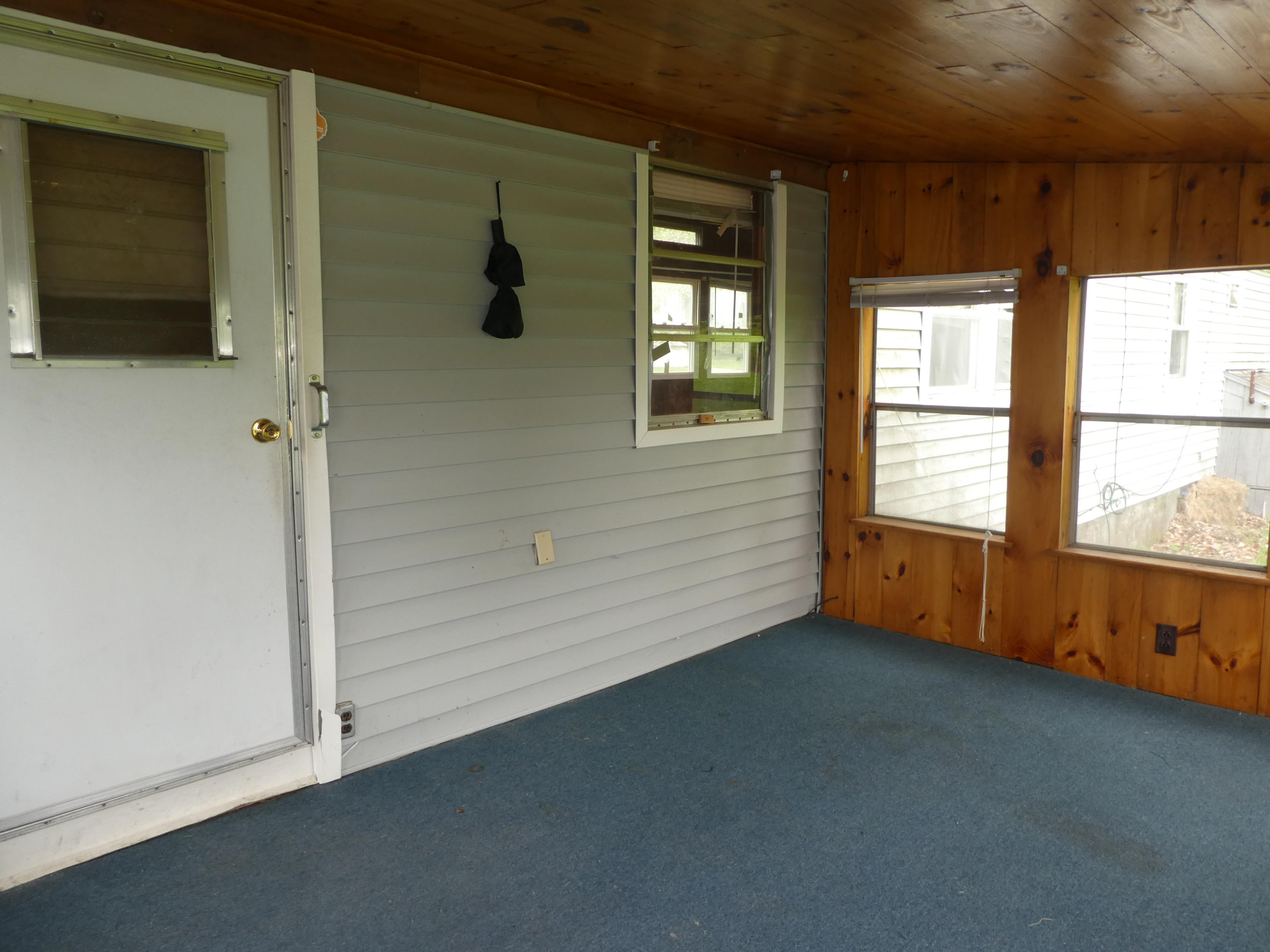 702 River Road Buxton, ME 04093 - Photo 8 of 14 3 season porch