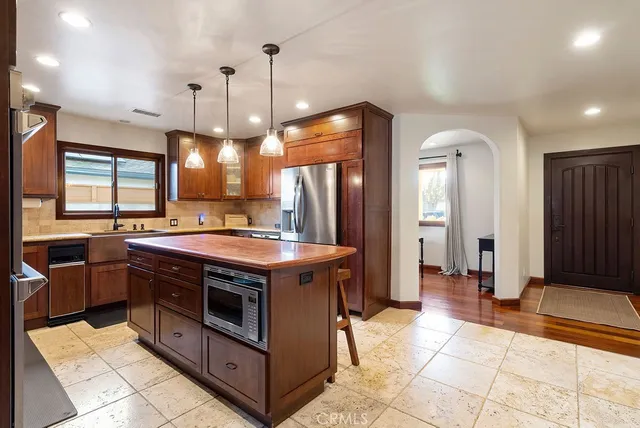 $1,450,000 | 1826 McNab Avenue, Long Beach, CA 90815