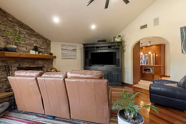 $1,450,000 | 1826 McNab Avenue, Long Beach, CA 90815