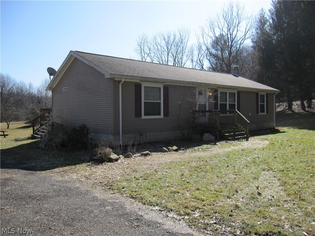 9497 Overton Road Burbank, OH 44214 - Photo 2 of 32 Gallery Image 2