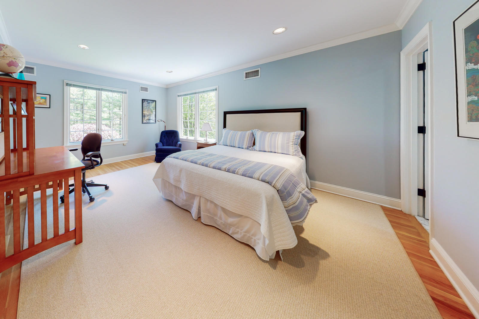 731 Hollow Tree Ridge Road Darien, CT 06820 - Photo 28 of 43 a bedroom with a bed and window