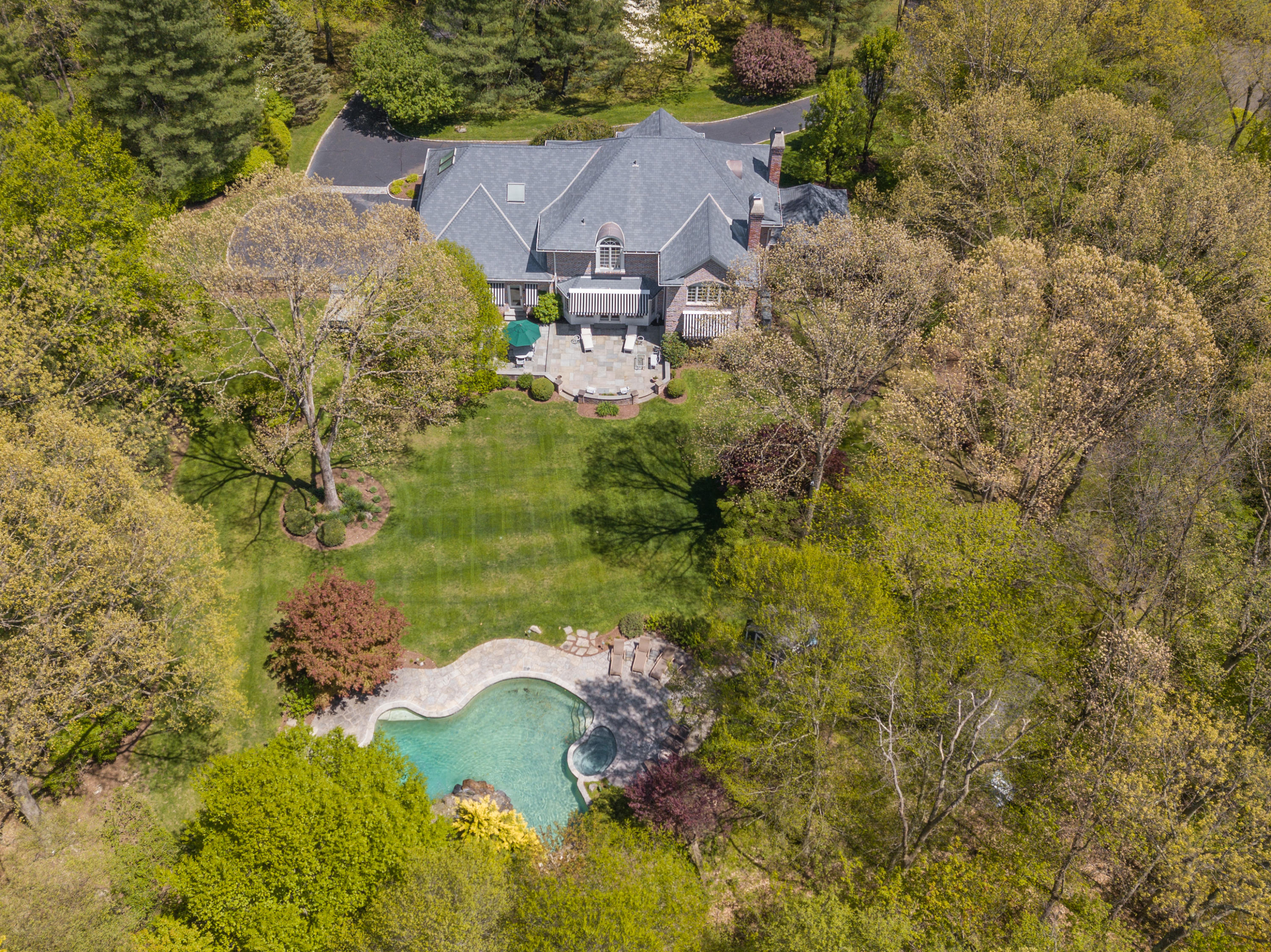 731 Hollow Tree Ridge Road Darien, CT 06820 - Photo 4 of 43 a view of lake with house