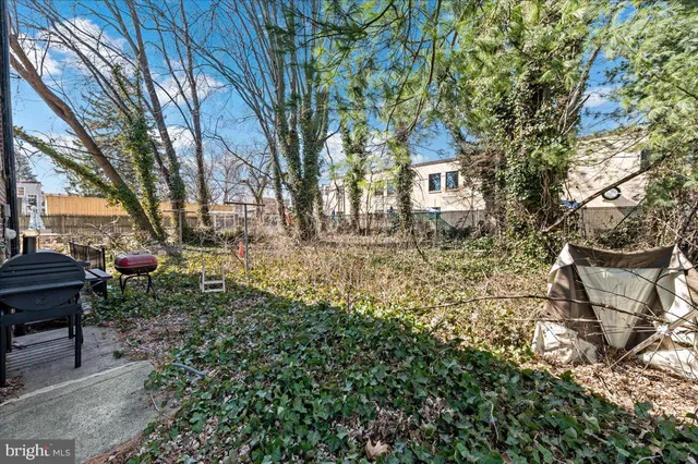 a view of outdoor space