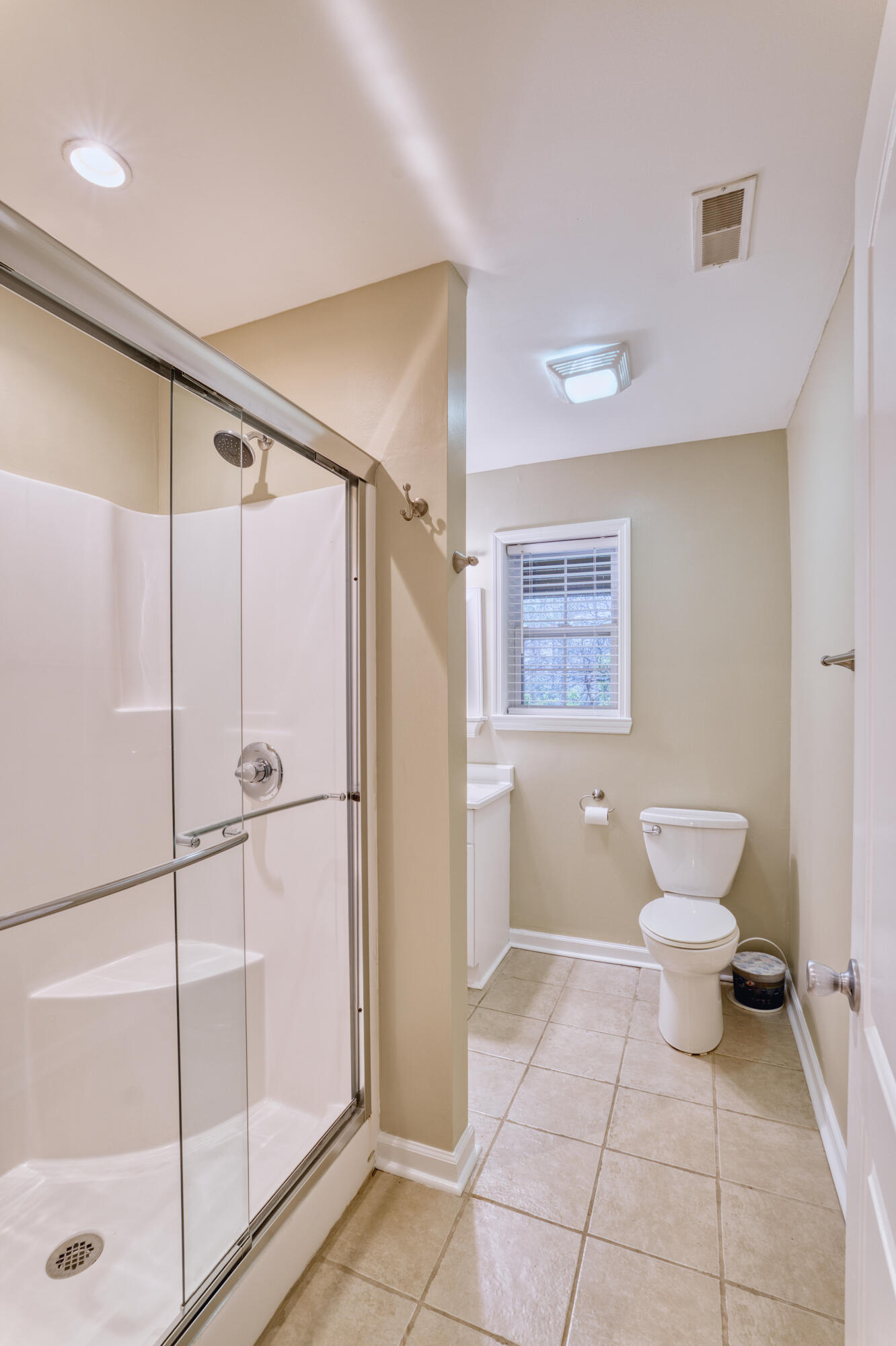 130 Spring Lane Ringgold, GA 30736 - Photo 34 of 35 Downstairs bath1