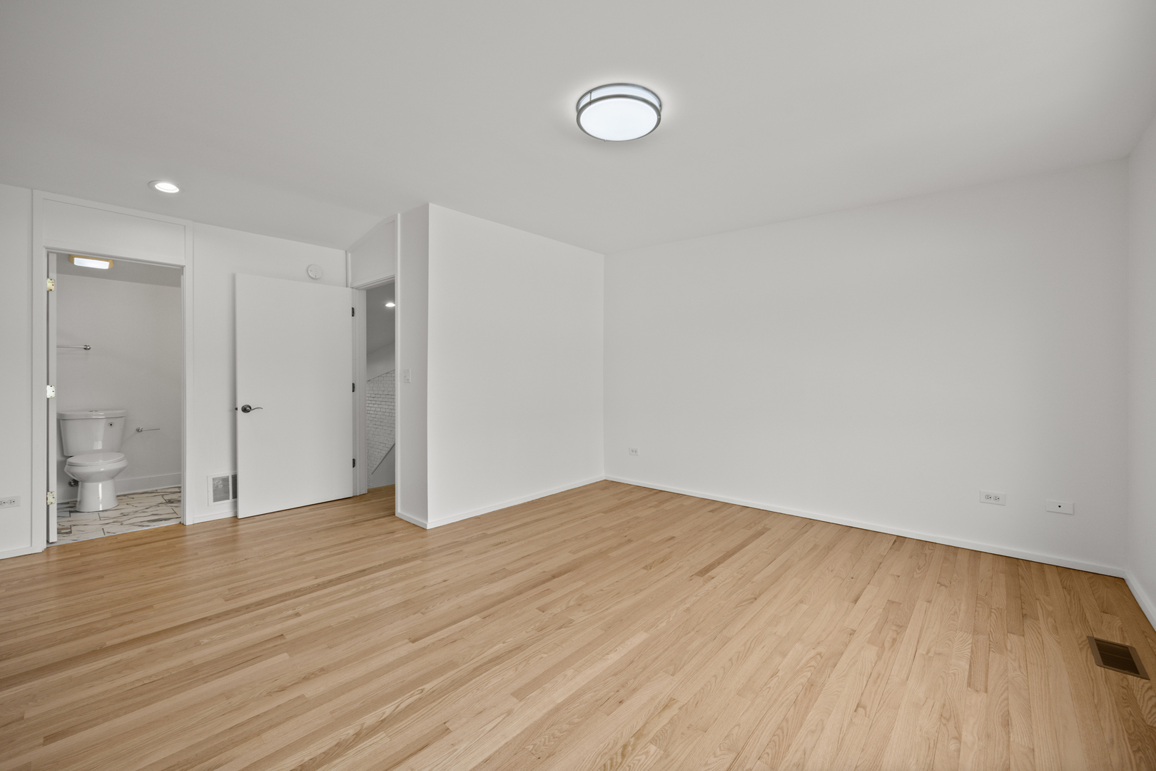 3314 Central Street, Unit A Evanston, IL 60201 - Photo 15 of 24