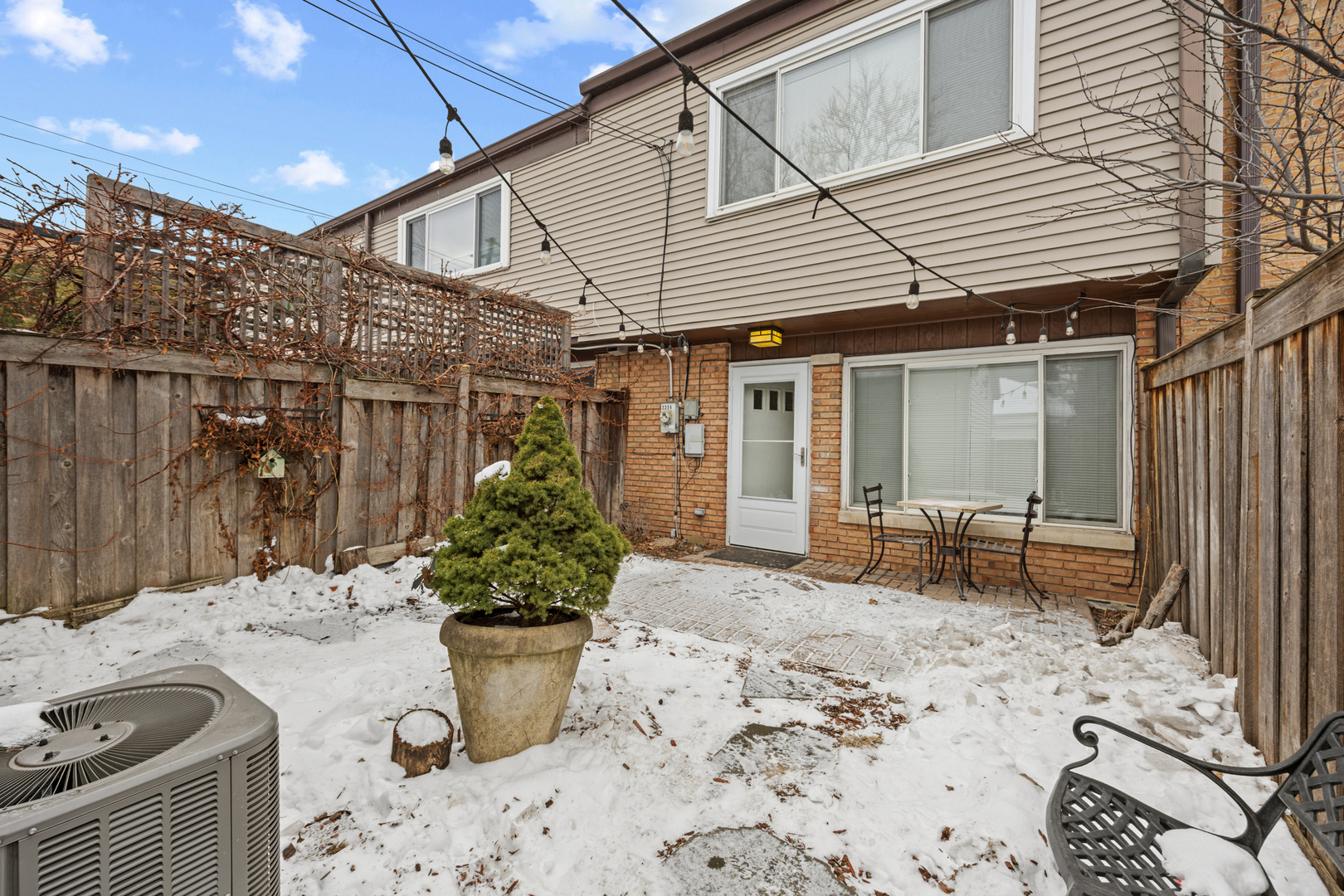 3314 Central Street, Unit A Evanston, IL 60201 - Photo 23 of 24