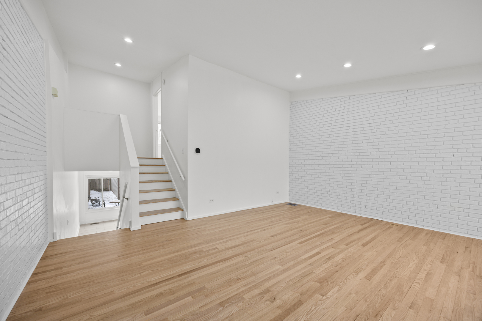 3314 Central Street, Unit A Evanston, IL 60201 - Photo 4 of 24