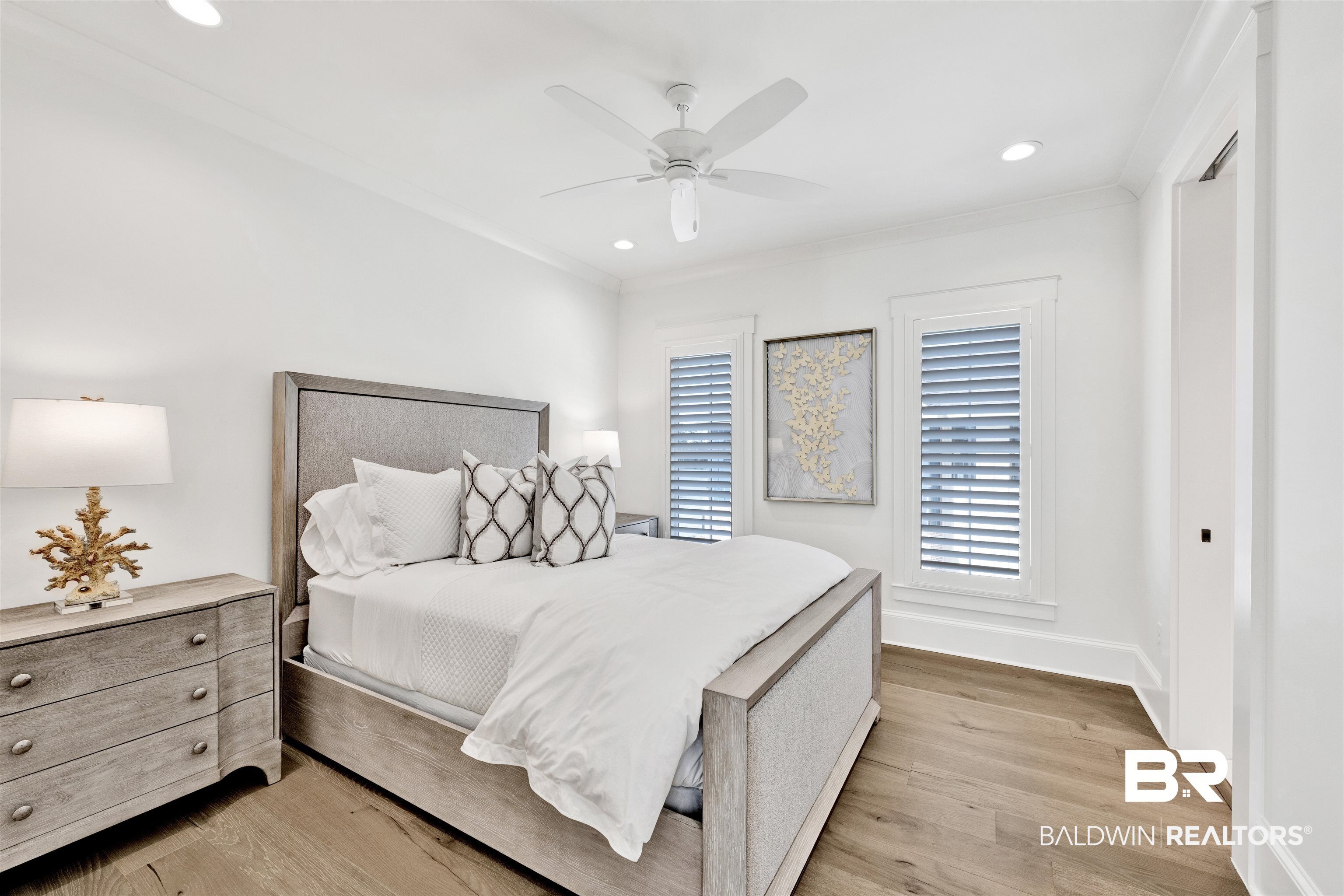 861 Inlet Circle Gulf Shores, AL 36542 - Photo 35 of 54 Bedroom with light wood-style floors, a ceiling fan, ornamental molding, and recessed lighting