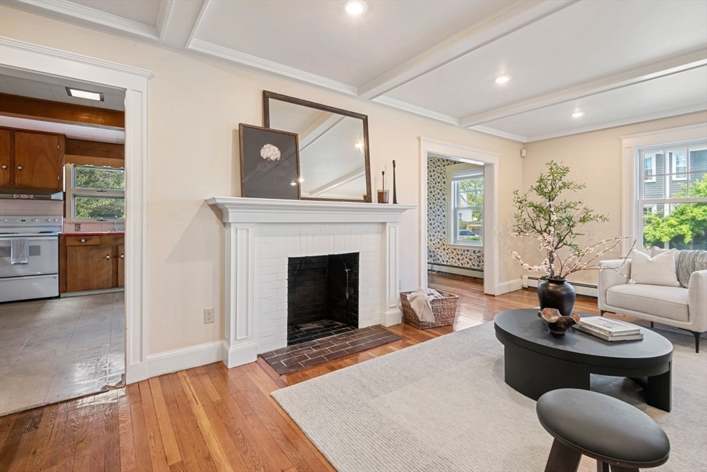 65 Narragansett Road Quincy, MA 02169 - Photo 8 of 31