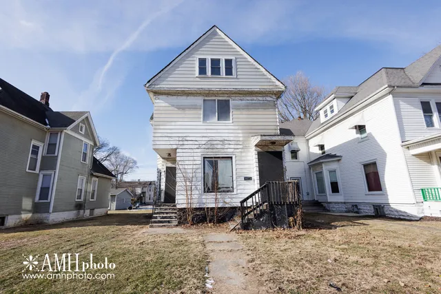 $45,000 | 427 South Chicago Avenue, Kankakee, IL 60901