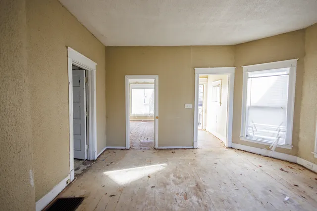 $45,000 | 427 South Chicago Avenue, Kankakee, IL 60901