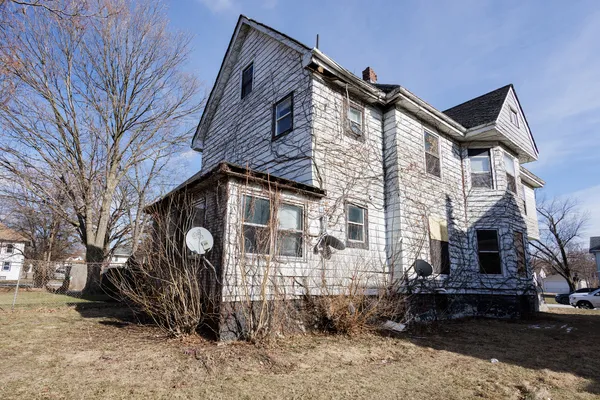 $45,000 | 427 South Chicago Avenue, Kankakee, IL 60901
