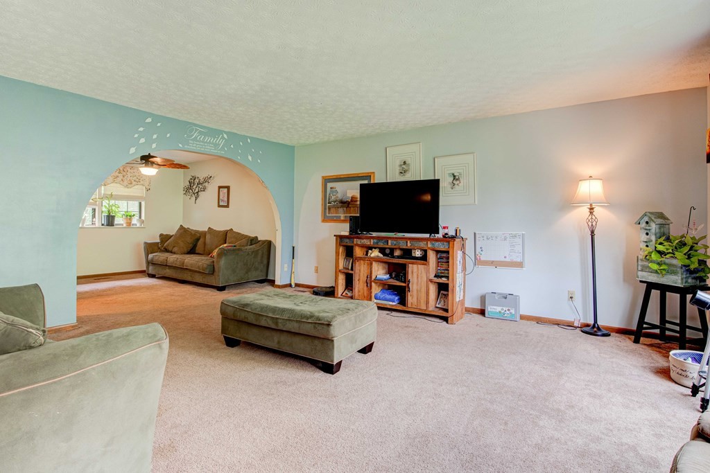 414 Webster Road Harriman, TN 37748 - Photo 6 of 30 Gallery Image 6