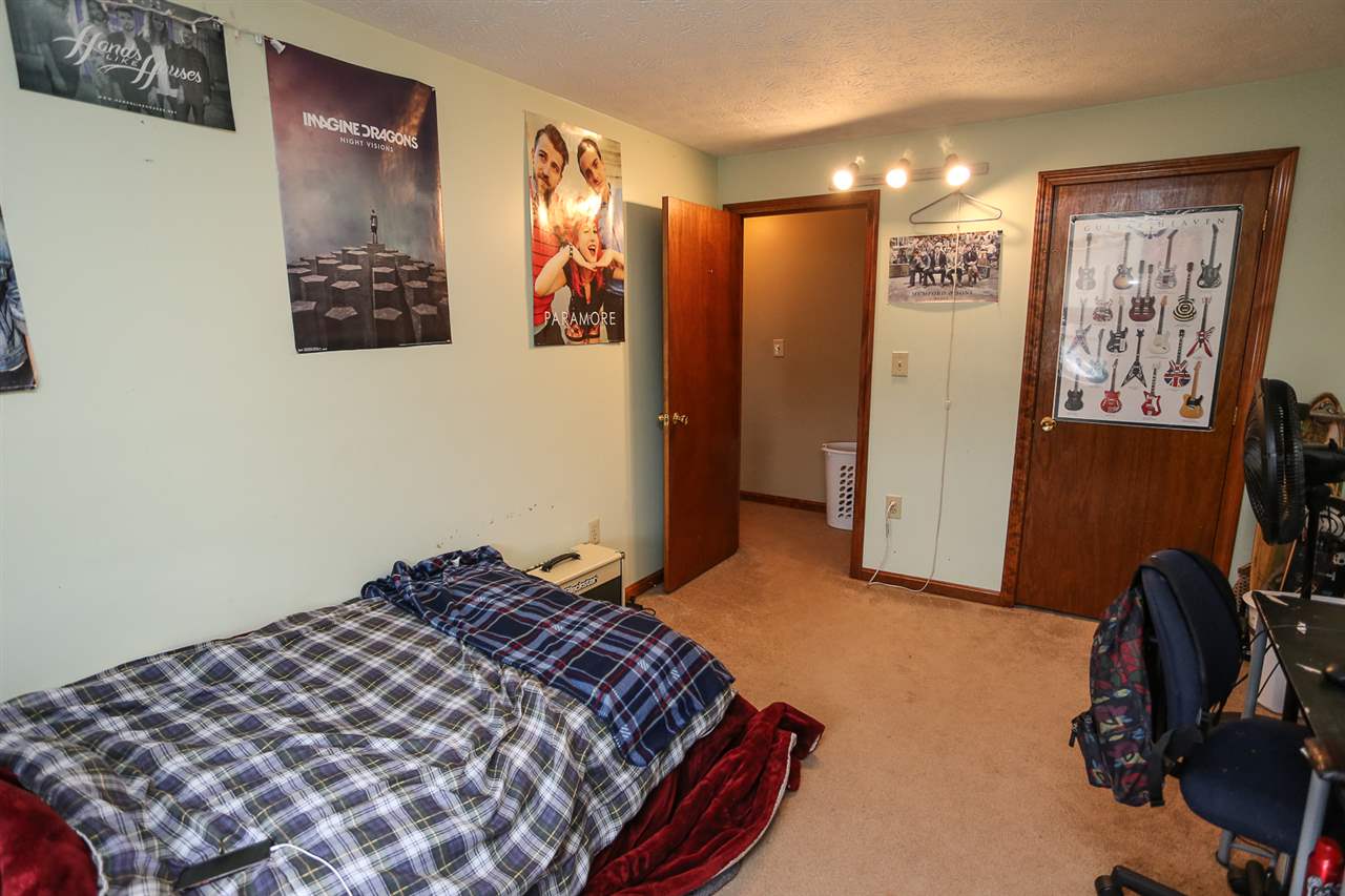 10 R Norman Drive Derry, NH 03038 - Photo 12 of 17