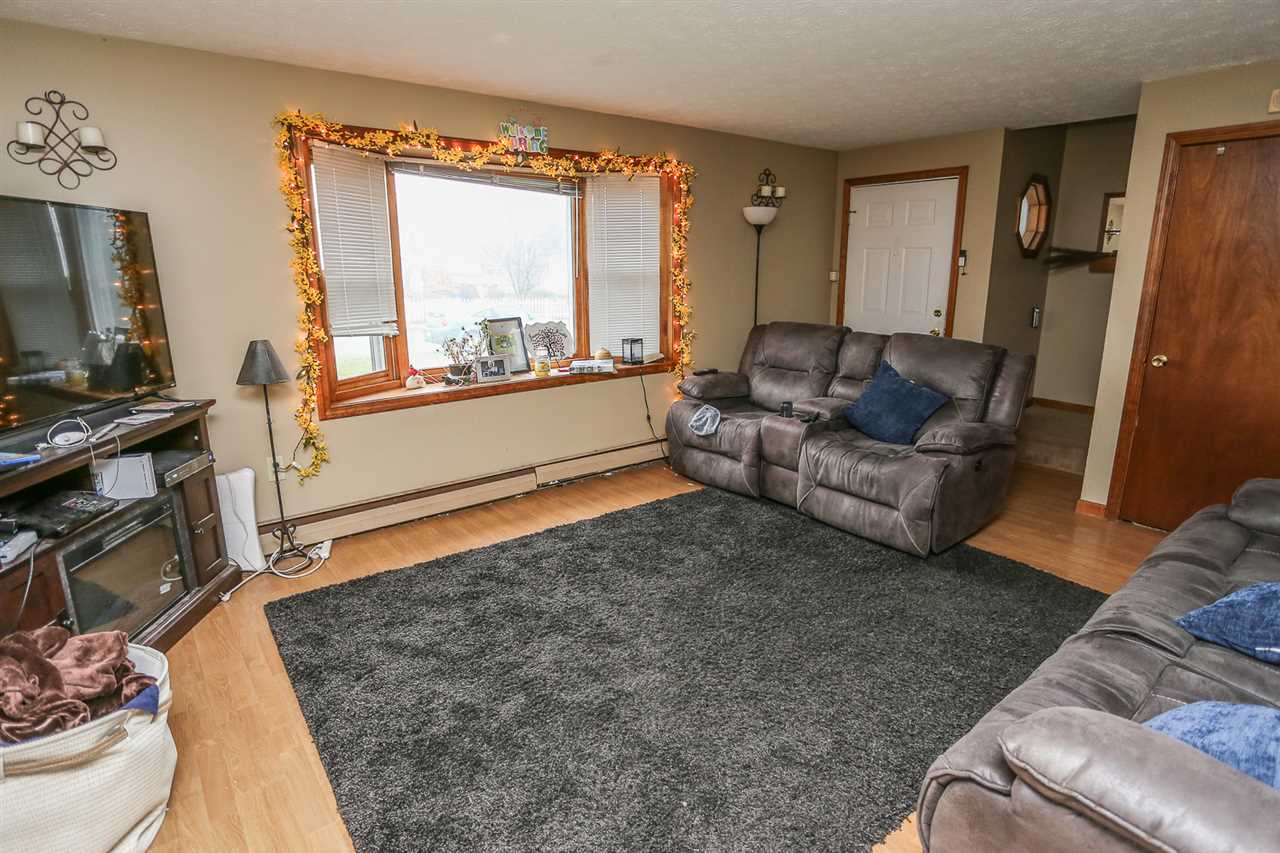 10 R Norman Drive Derry, NH 03038 - Photo 7 of 17