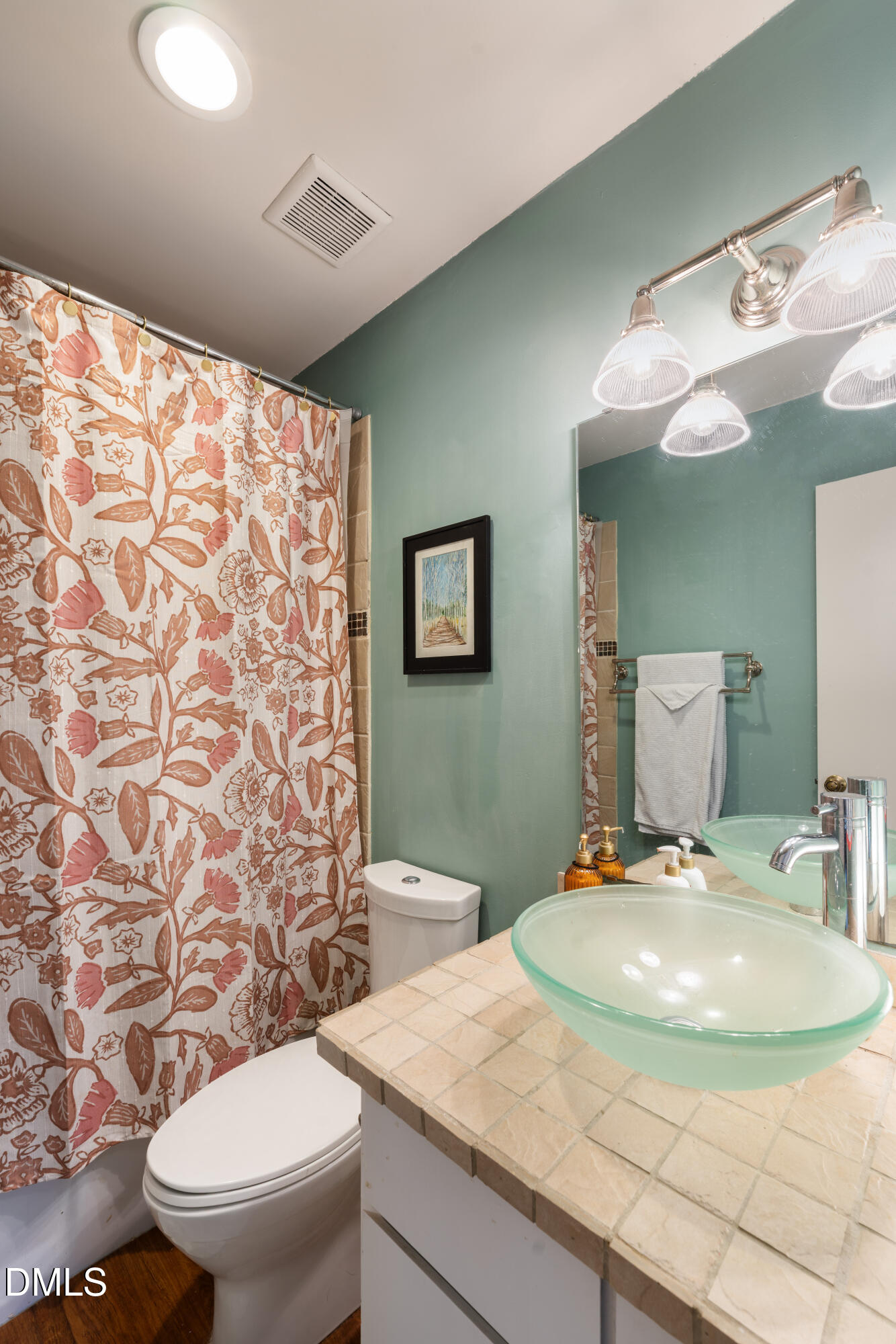 2901 Debra Drive Raleigh, NC 27607 - Photo 12 of 25 _CAG1627