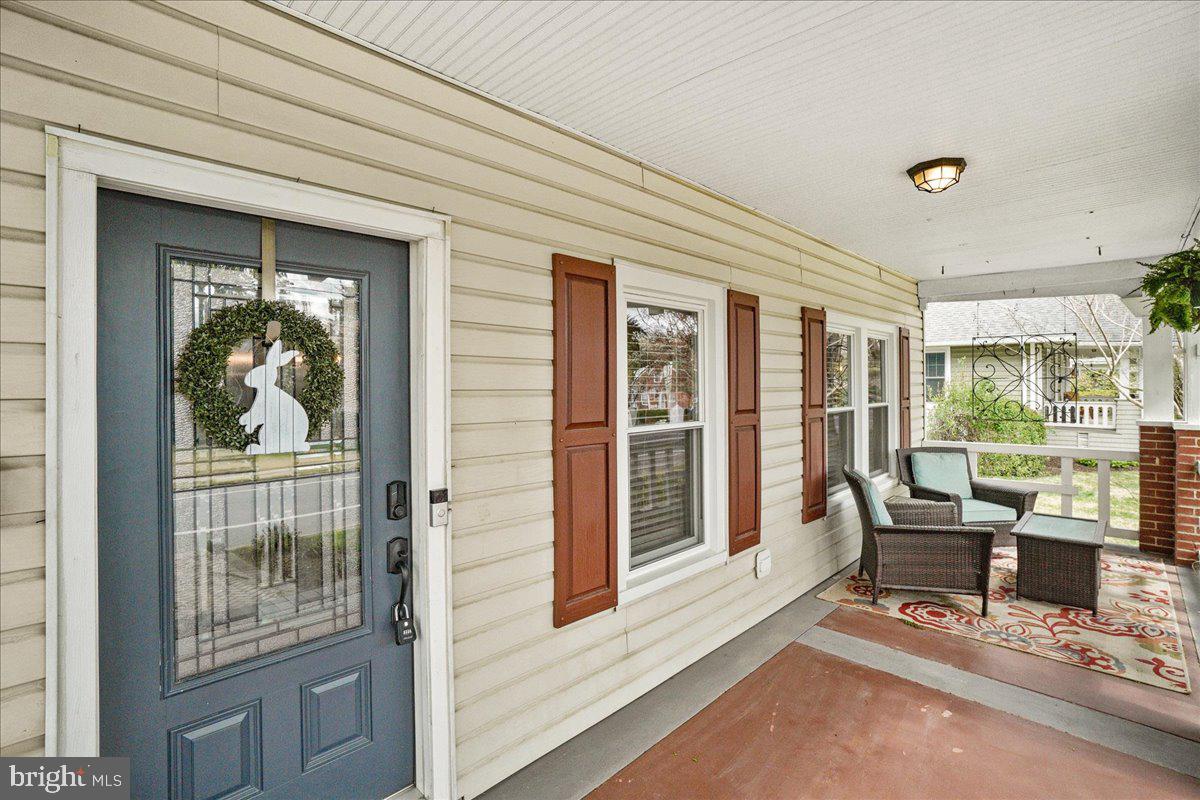 403 Wilson Place Frederick, MD 21702 - Photo 5 of 63