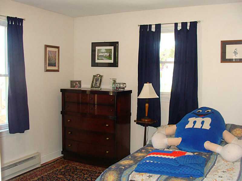 59 Tupelo Road South Kingstown, RI 02879 - Photo 10 of 25 Bedroom.