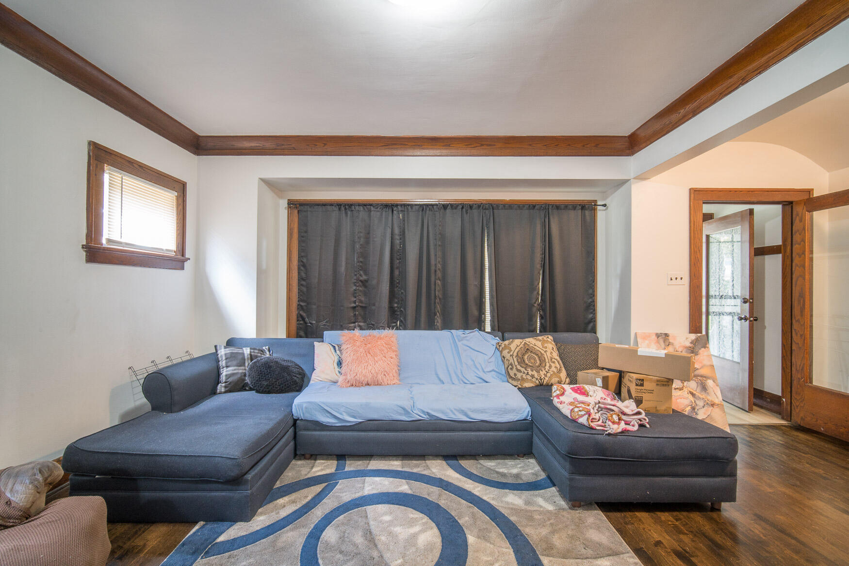 2808 North 48th Street, Unit 2810 Milwaukee, WI 53210 - Photo 5 of 19 Lower Unit: Living Room