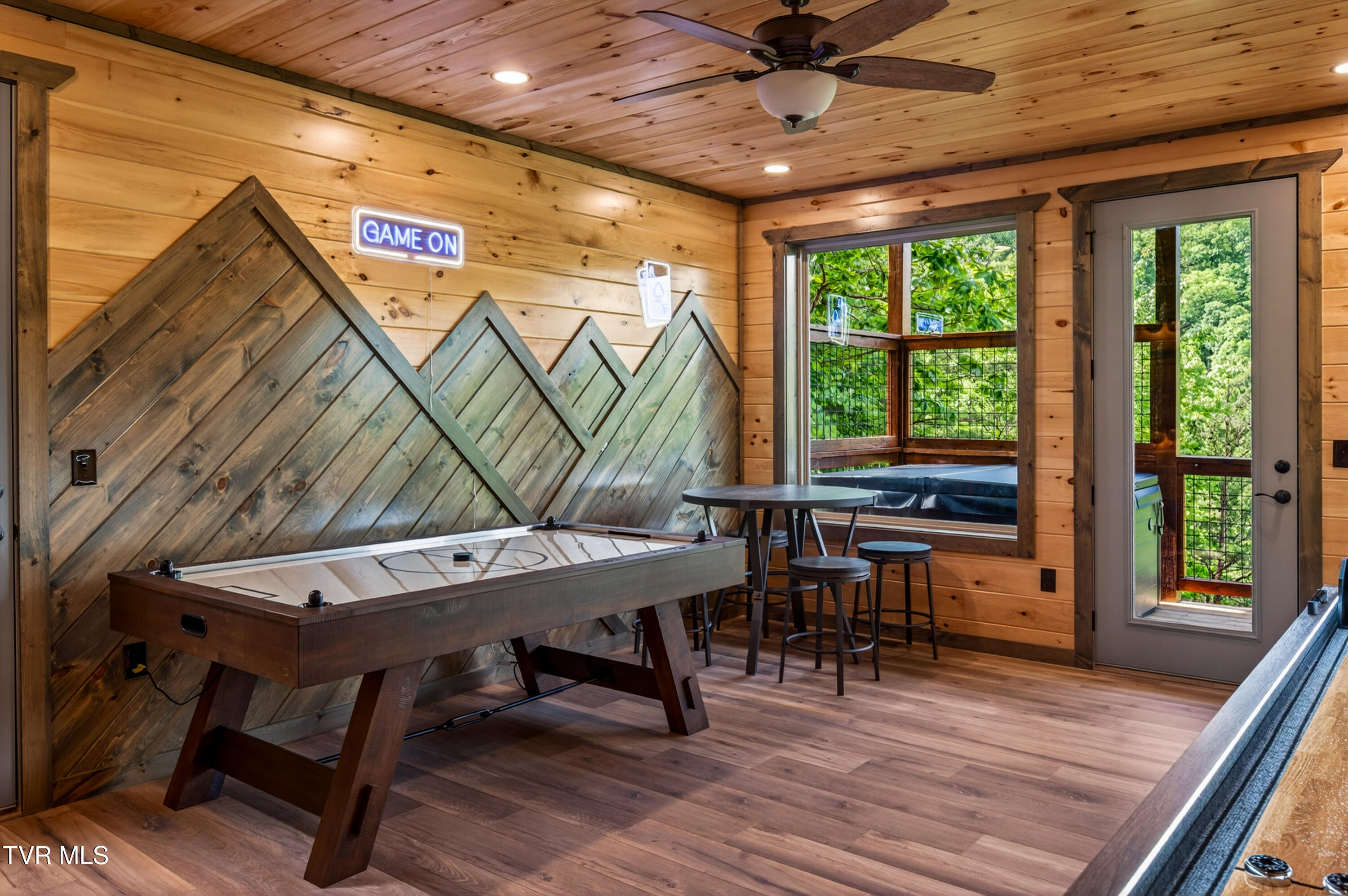 756 Ski View Lane Sevierville, TN 37876 - Photo 21 of 48 DSC_8029