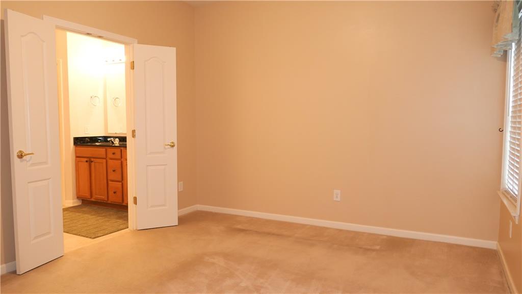 6015 Riva Ridge Drive Indianapolis, IN 46237 - Photo 7 of 17 Gallery Image 7