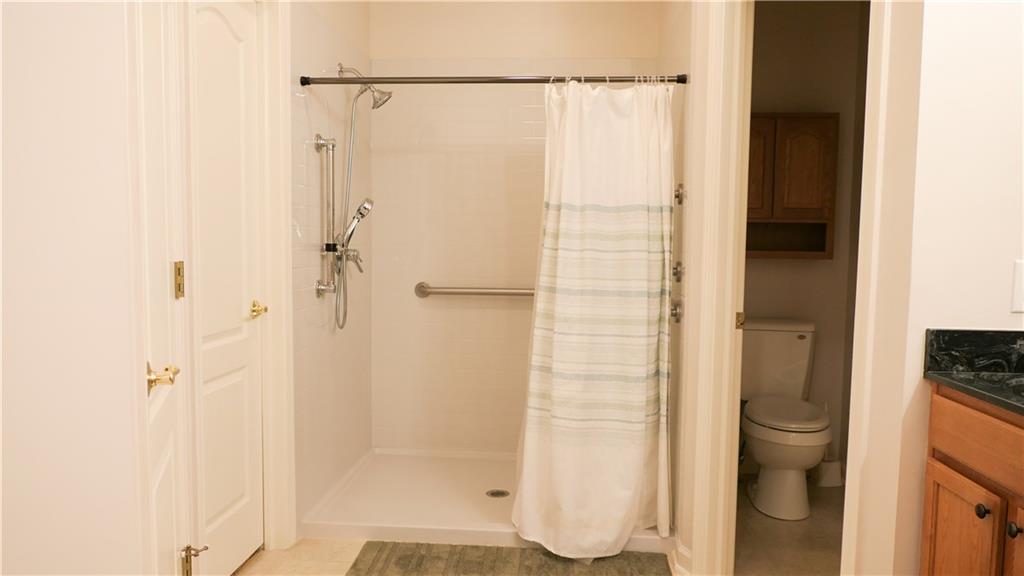 6015 Riva Ridge Drive Indianapolis, IN 46237 - Photo 8 of 17 Gallery Image 8