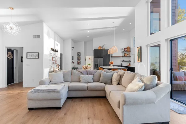 $1,250,000 | N6633 Harrison Road, Hilbert, WI 54129