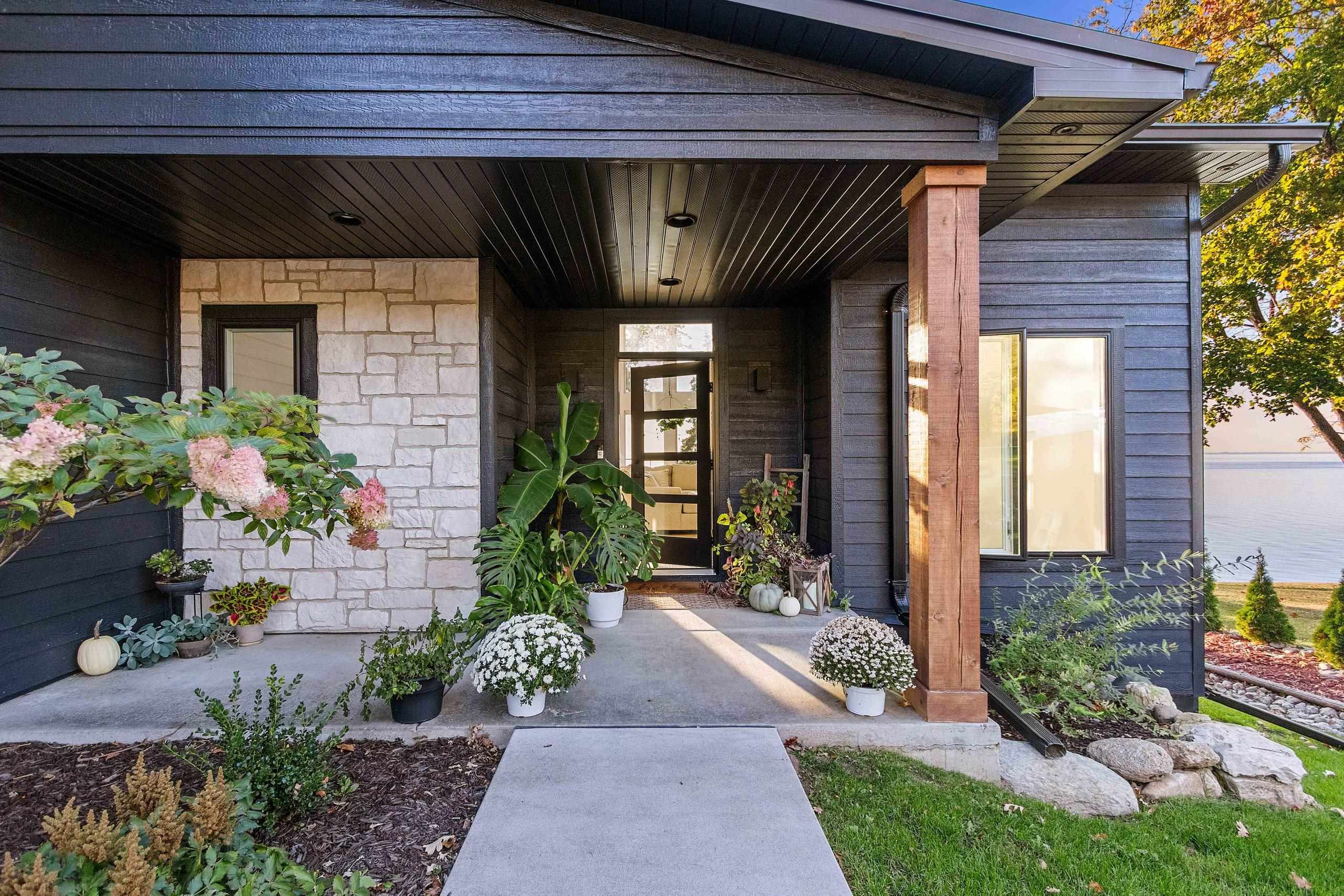 N6633 Harrison Road Hilbert, WI 54129 - Photo 3 of 85