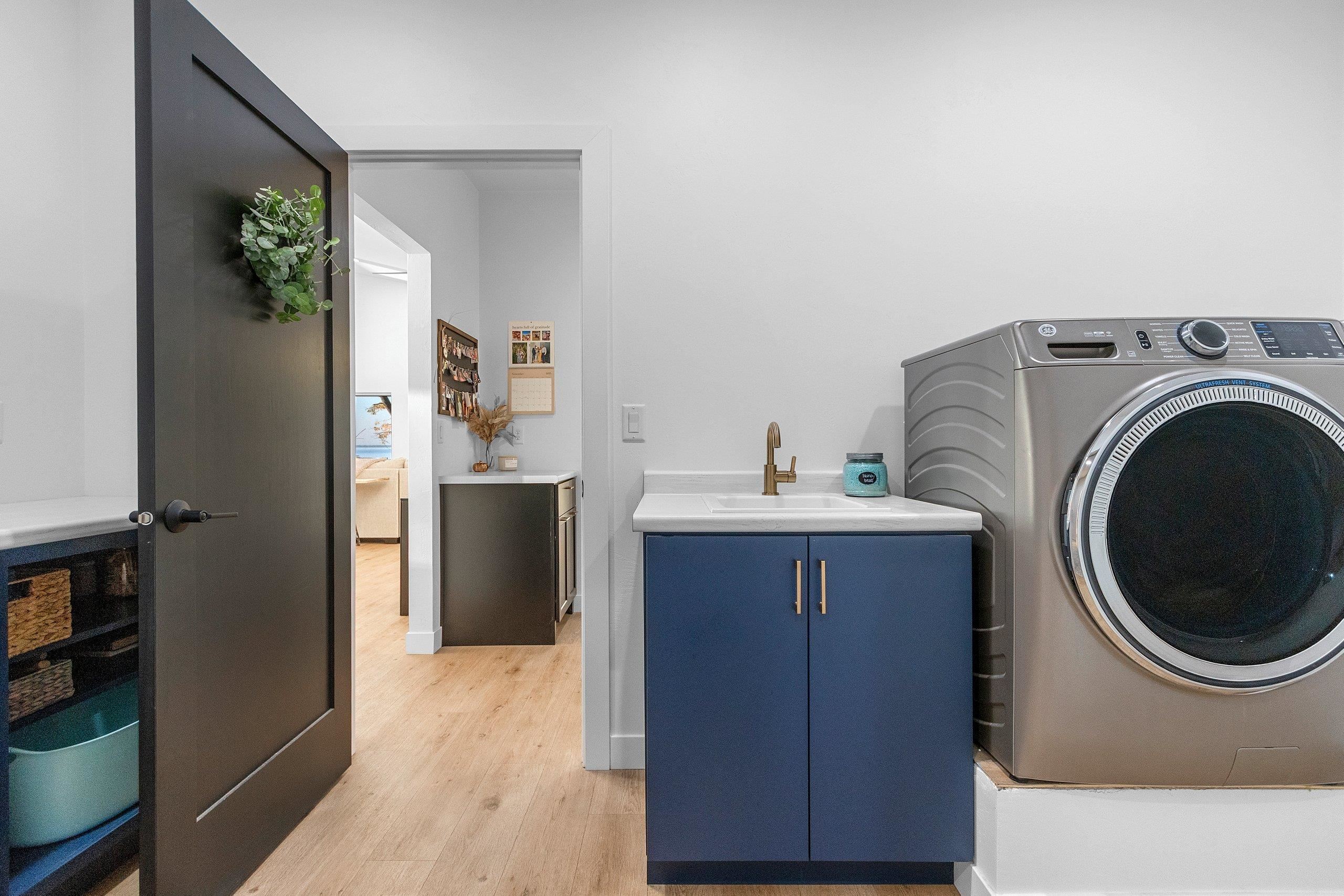 N6633 Harrison Road Hilbert, WI 54129 - Photo 36 of 85