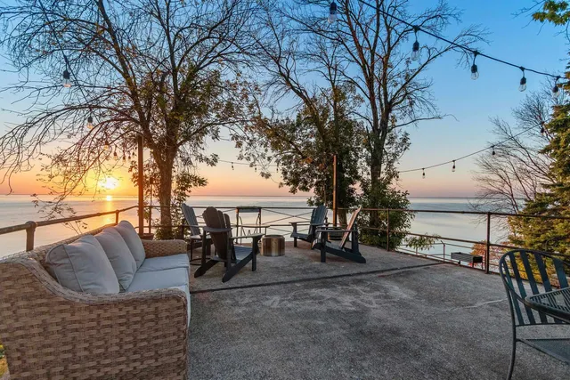 $1,300,000 | N6633 Harrison Road, Hilbert, WI 54129