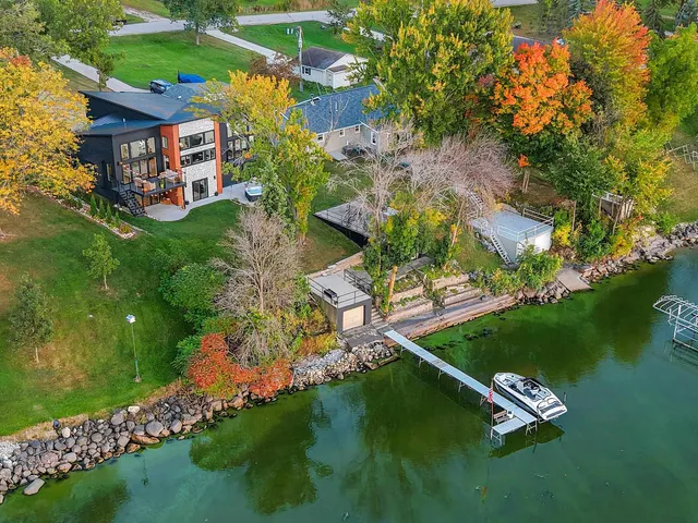 $1,300,000 | N6633 Harrison Road, Hilbert, WI 54129