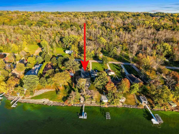 $1,250,000 | N6633 Harrison Road, Hilbert, WI 54129