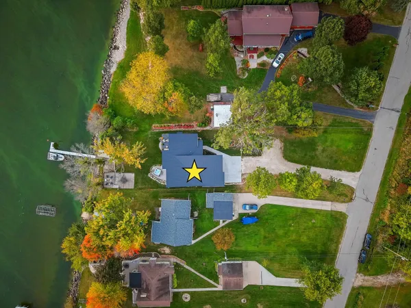 $1,250,000 | N6633 Harrison Road, Hilbert, WI 54129