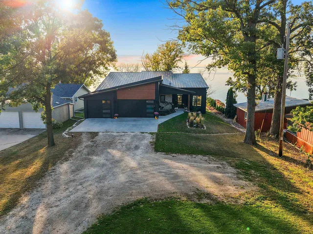 $1,300,000 | N6633 Harrison Road, Hilbert, WI 54129