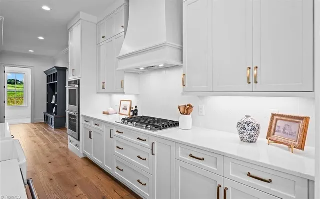 $1,250,000 | 7792 Polar Drive, Oak Ridge, NC 27310