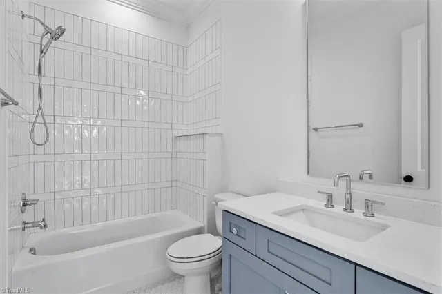 $1,250,000 | 7792 Polar Drive, Oak Ridge, NC 27310