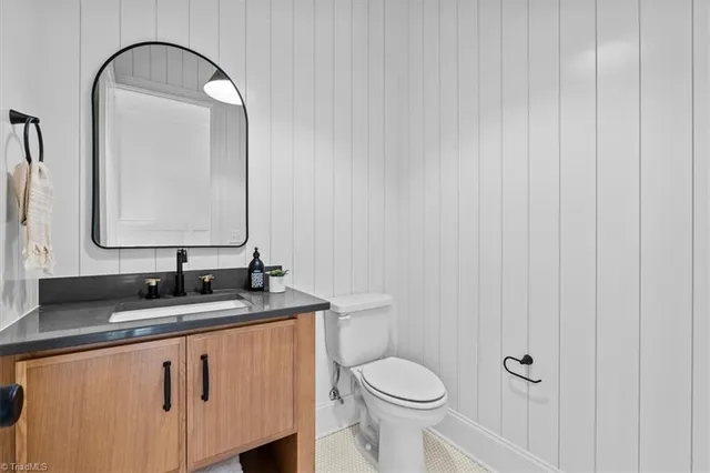 $1,250,000 | 7792 Polar Drive, Oak Ridge, NC 27310